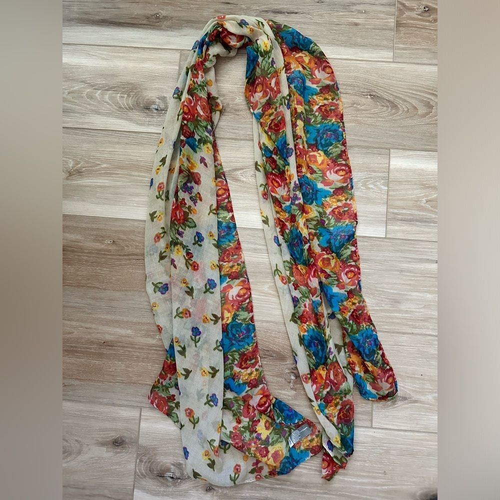 Vintage David & Young Springtime Scarf